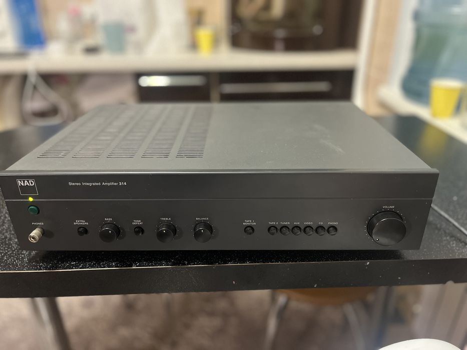 Підсилювач звуку NAD 314