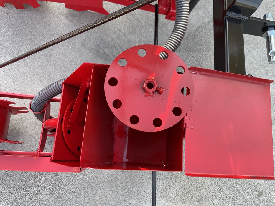 Semeador de milho e feijao 3 linhas