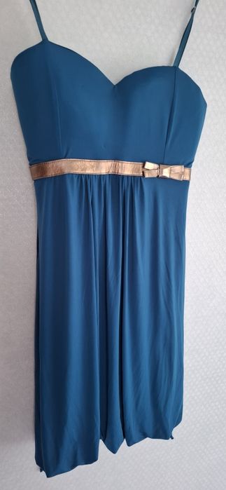 Плаття красивого кольору