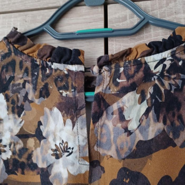 Bluzka damska w kwiaty r. 42, LUXZUZ