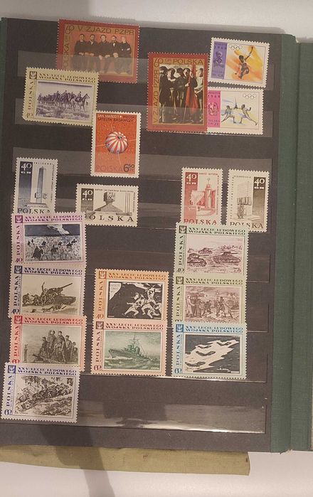 Klaser ze znaczkami - Unikalna kolekcja filatelistyczna