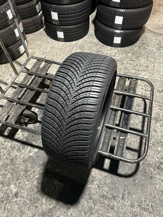 1X Goodyear Vector 4 Seasons GEN 3 225/40 R18