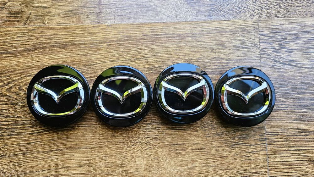 Dekielki MAZDA ORYGINAL C831 V3 815