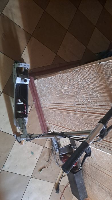 Електро самокат для самоделок