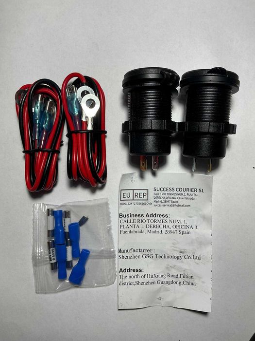 Автомобільна зарядка 12 V USB Socket Wire USB Charger Multi Port
