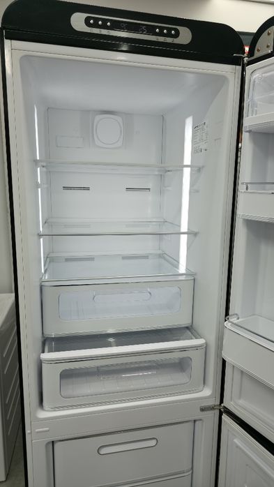Ретро холодильник Smeg FAB32RBL5 NoFrost Чорний глянець Італія