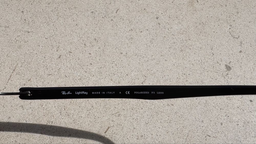 Óculos de sol RayBan LightRay  RB5058