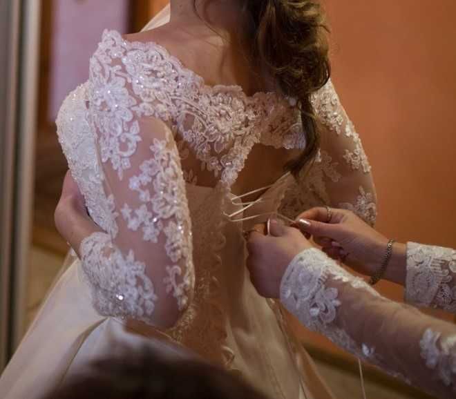 Сукня на весілля