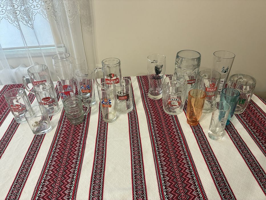 Пивні бокали, кружки