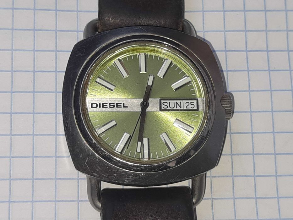 Годинник оригінальний чоловічий Diesel