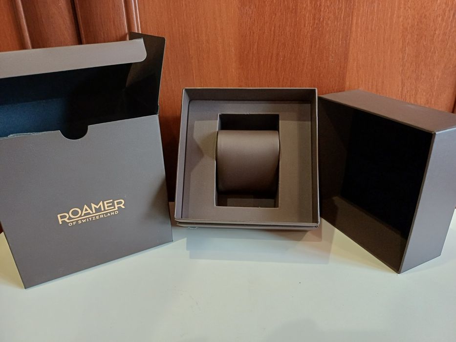 Футляр для годинника ROAMER