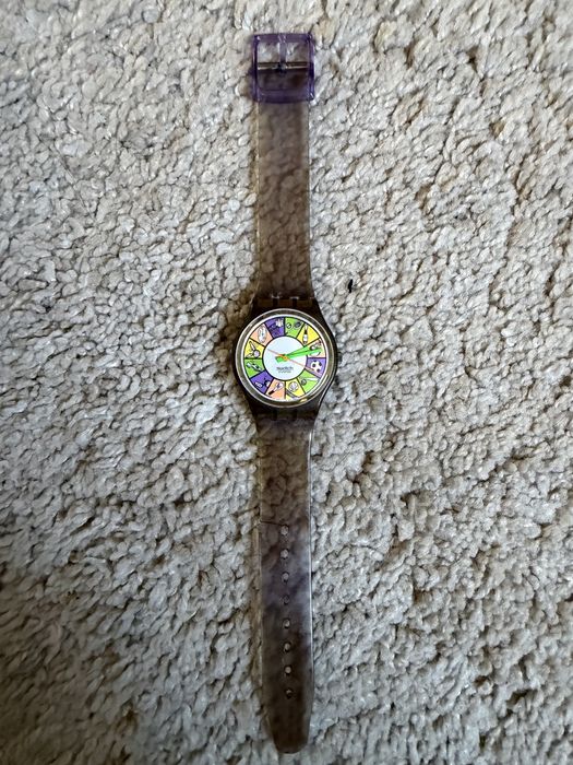 Relogio Swatch colorido