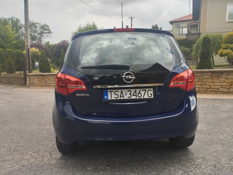 OPEL MERIVA B. 1.4 benzyna -100KM, rok prod. 2011, przebieg 125000km.
