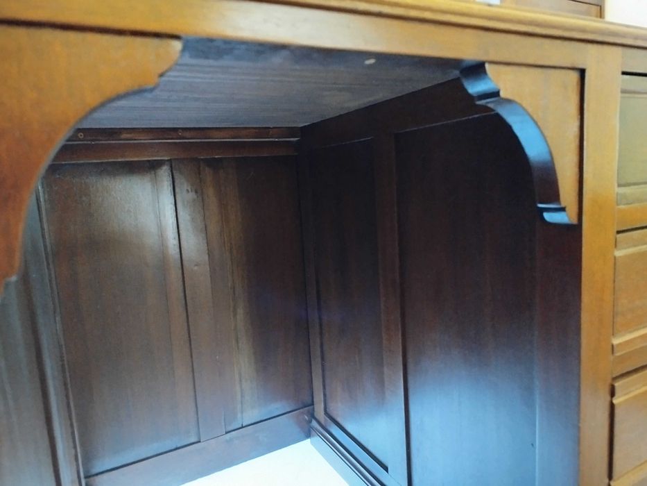 Secretária Arte Nova vinhático - Restaurada