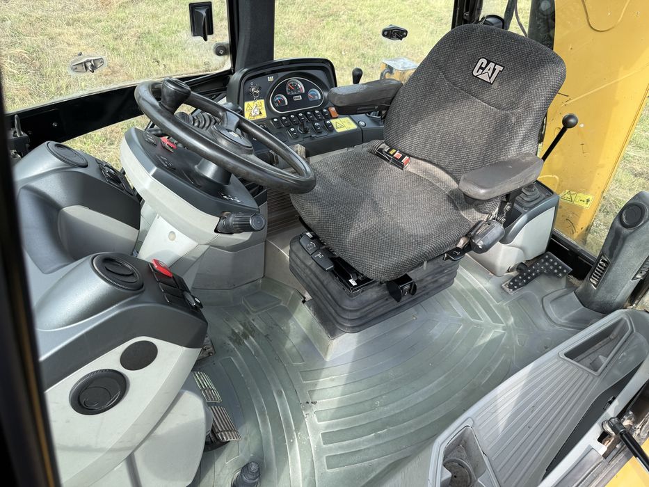 Cat 428e caterpillar 3 lyzki  koparko ladowarka cat jcb