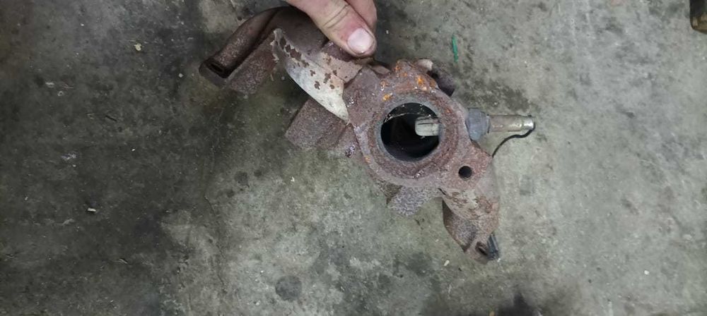 Впускной, выпускной коллектор Опель вектра а