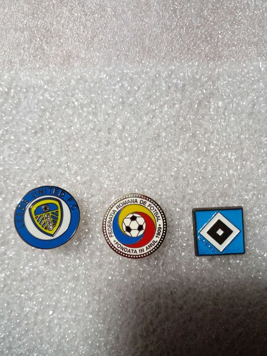 Значки футбольних клубів