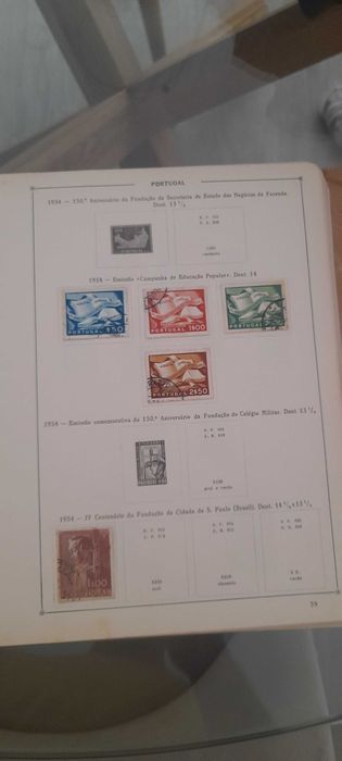 Coleção de selos portugueses antigos de 1853 a 1974