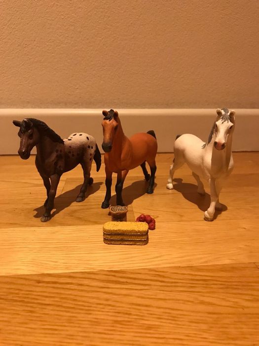 Figurki Schleich: konie