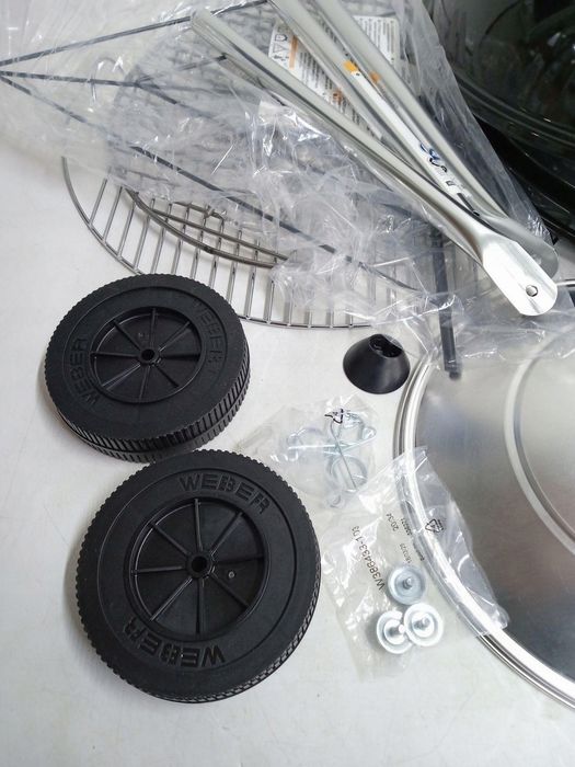 Grill węglowy turystyczny Weber Compact Kettle 57