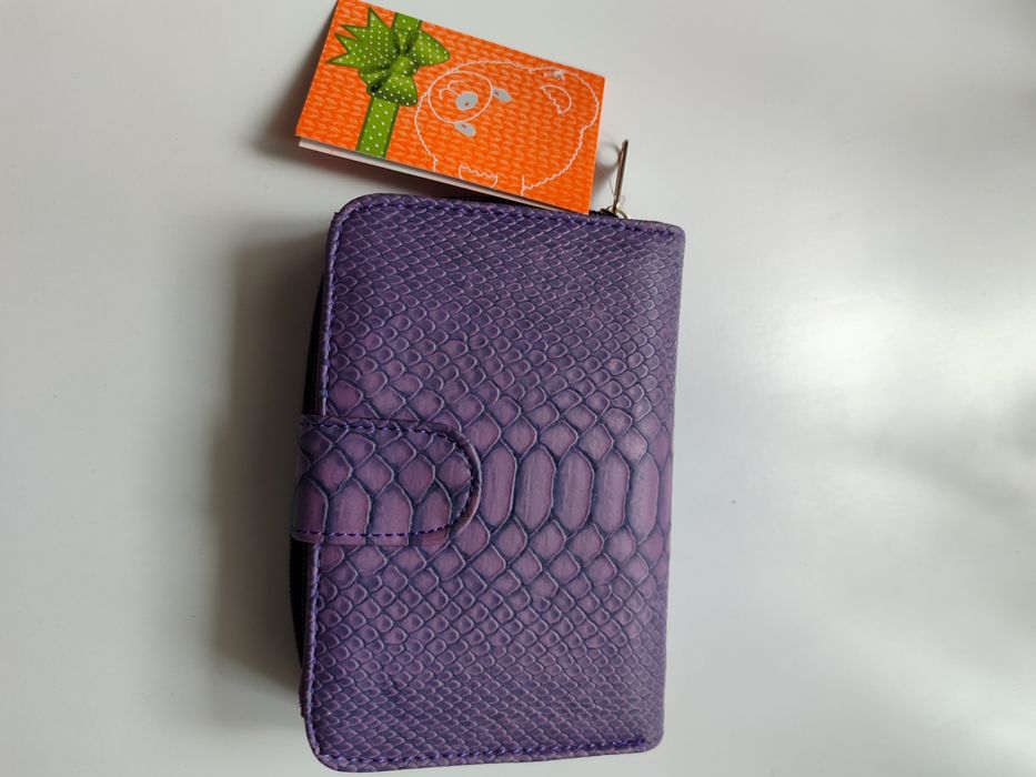 Продам кошелек кожаный