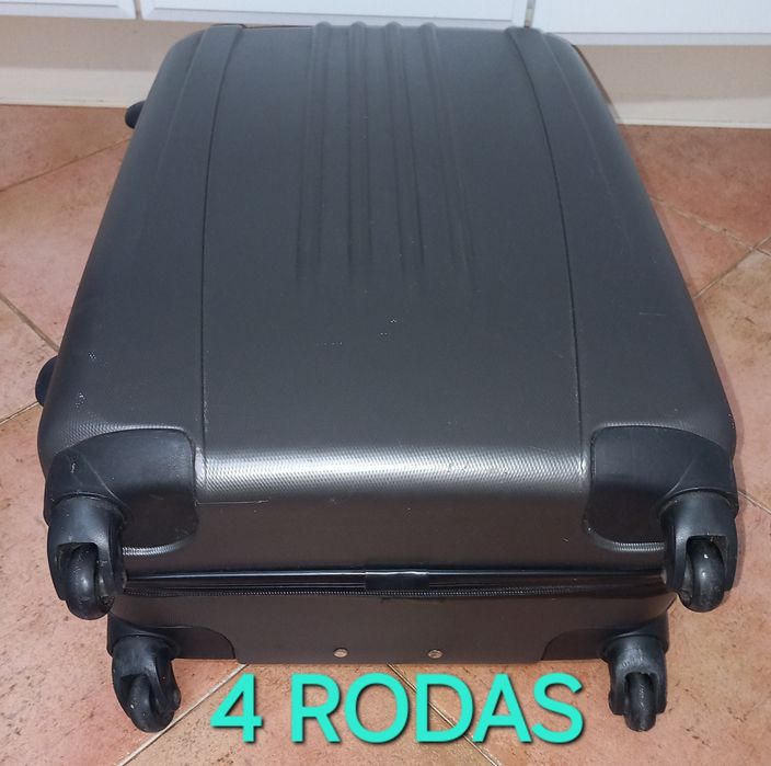 MALA RÍGIDA DE VIAGEM DE PORÃO e 4 RODAS . Casa,Mudanças, Quarto, Passeio, Sala.