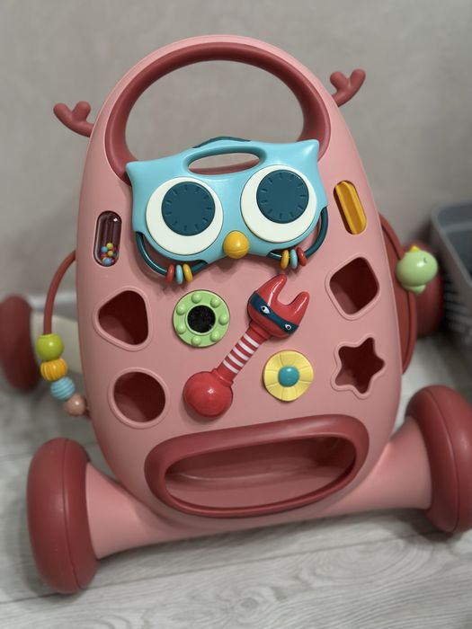 Дитяча каталка-ходуни