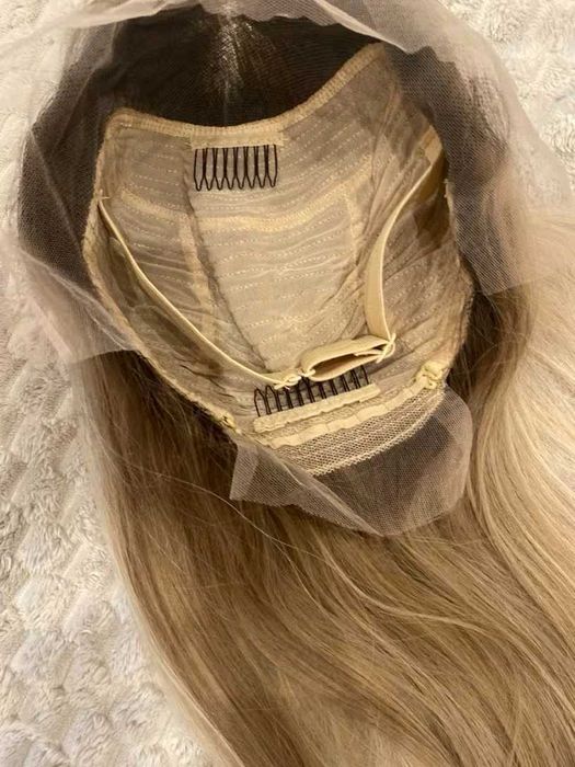 Peruka z Brazylijskich ludzkich włosów 100% naturalna Blond