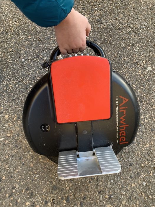 Airwheel x3 używany w dobrym stanie.  komplet z ladowarka.