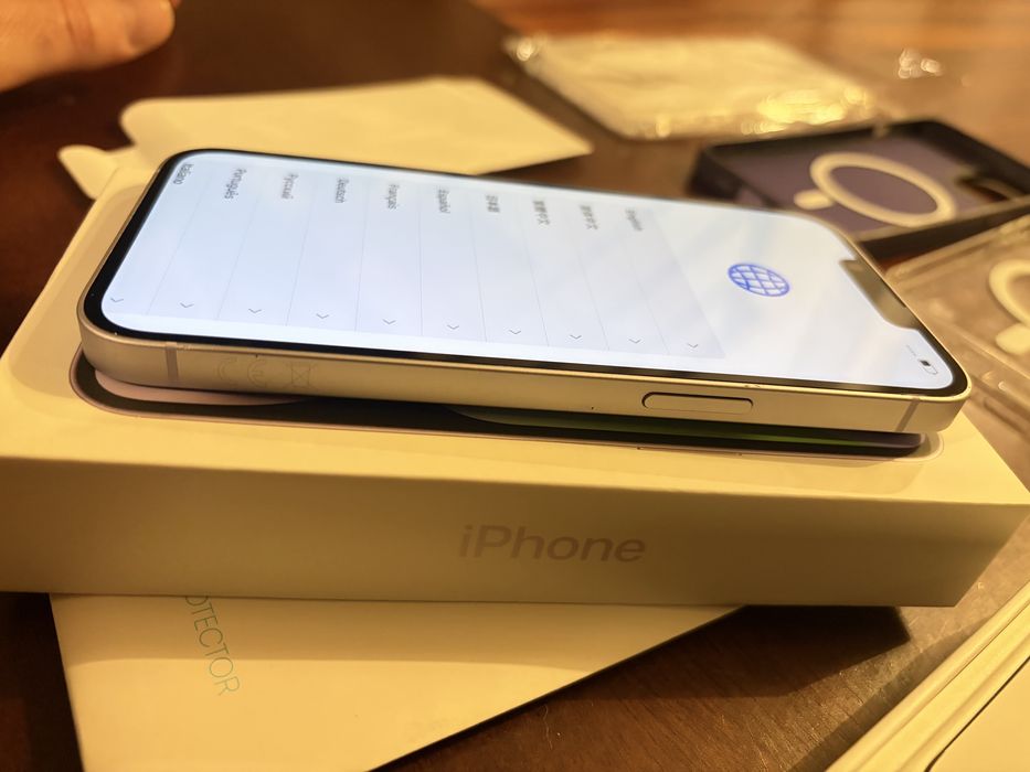 iPhone 14 128GB lilas