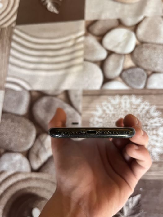 iPhone xp, телефон, торг присутній