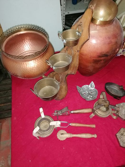 Pote em cobre  e latão