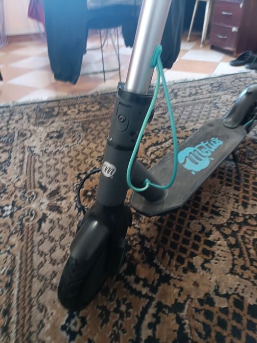 Motus Scooty 8.5 350W