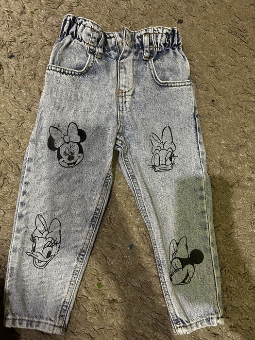 Продам джинсы для девочки