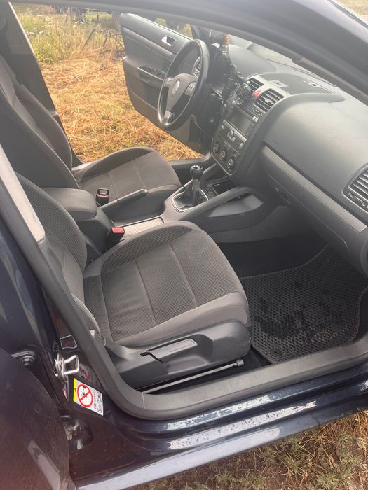 Volkswagen Golf V