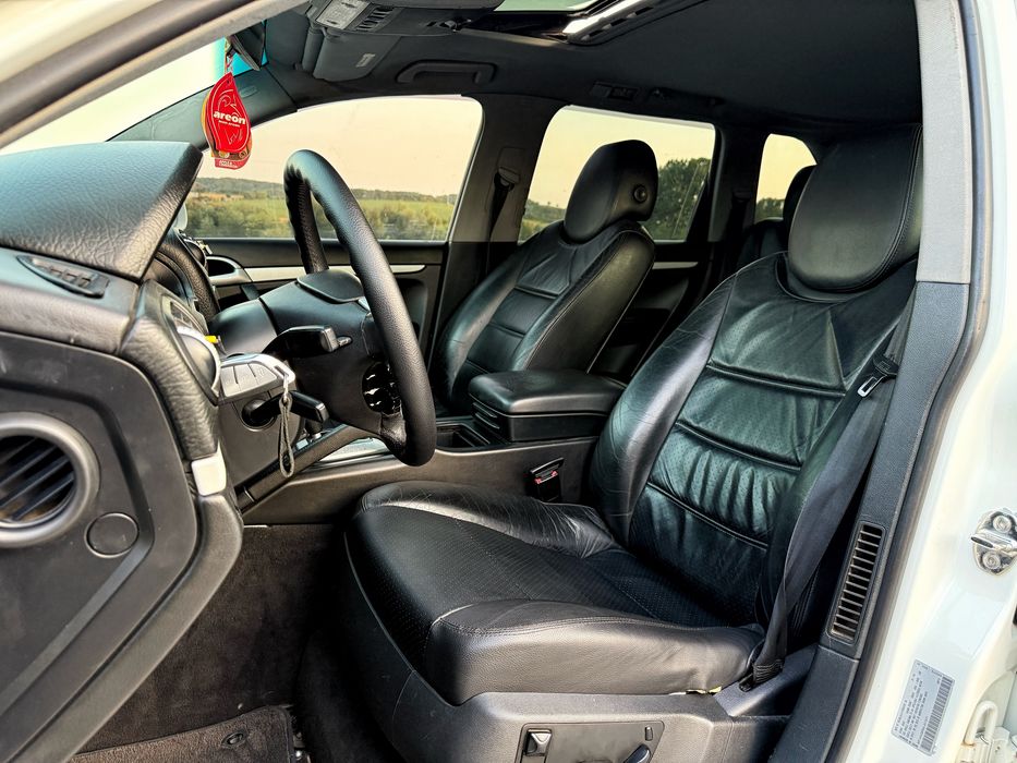 Porsche Cayenne 955 3.2 Газ/Бензин