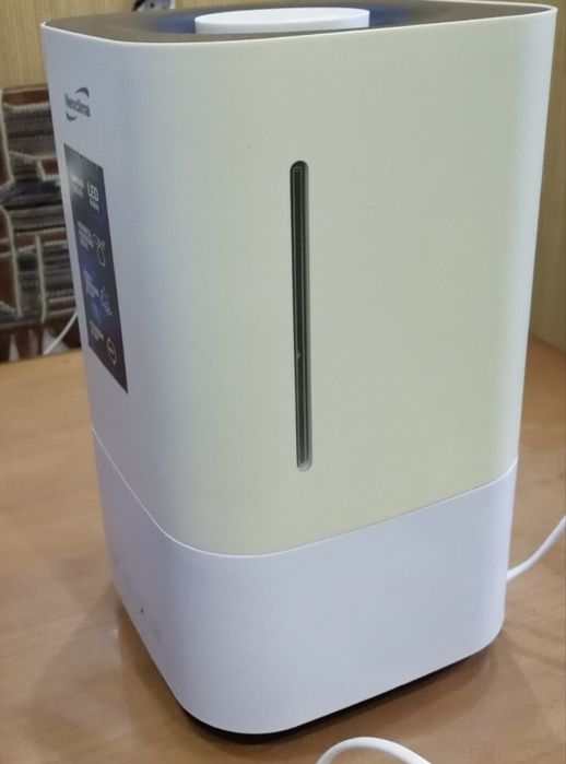 Зволожувач повітря Neoclima SP-55W