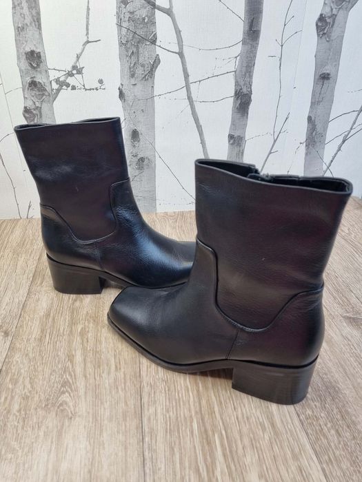 Buty Bronx     .