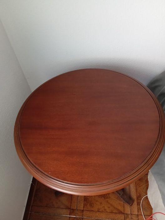 Mesa de apoio linda