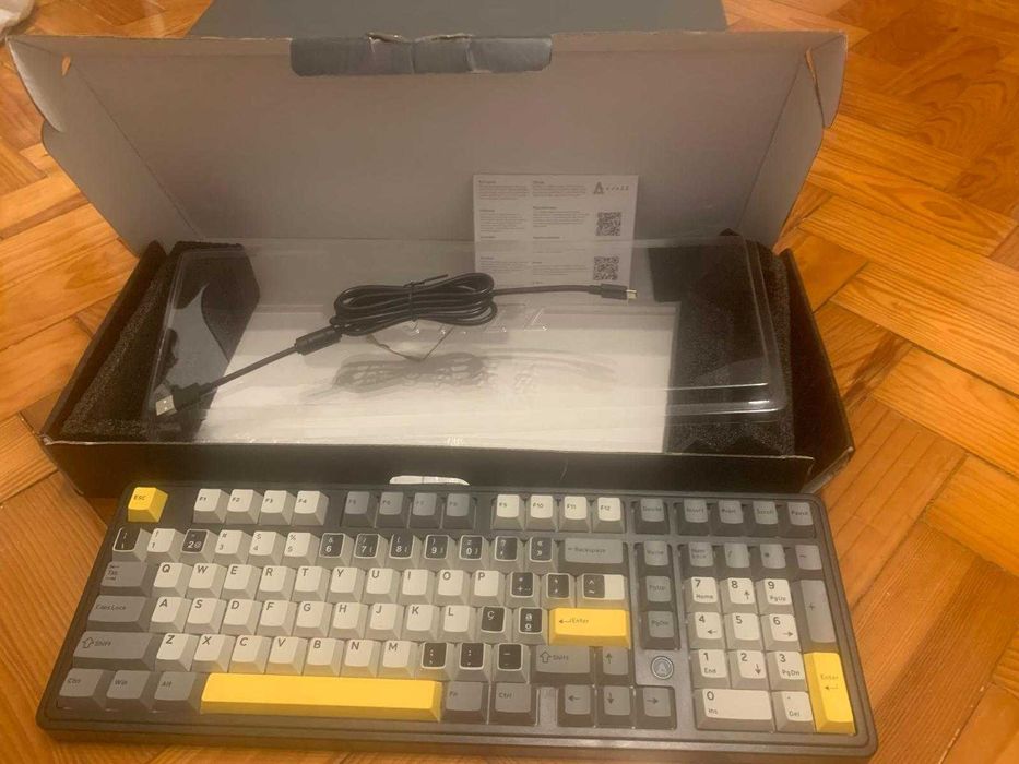 Teclado mecânico  Ajazz AK980