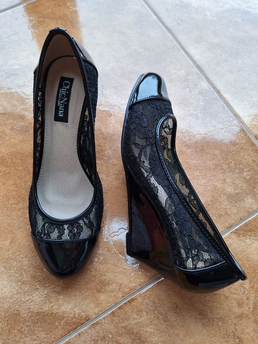 Buty na obcasie czarne r.39