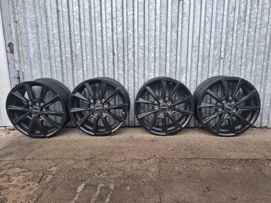 Toyota Yaris 2020> 5x110 15"  felgi aluminiowe z czujnikami