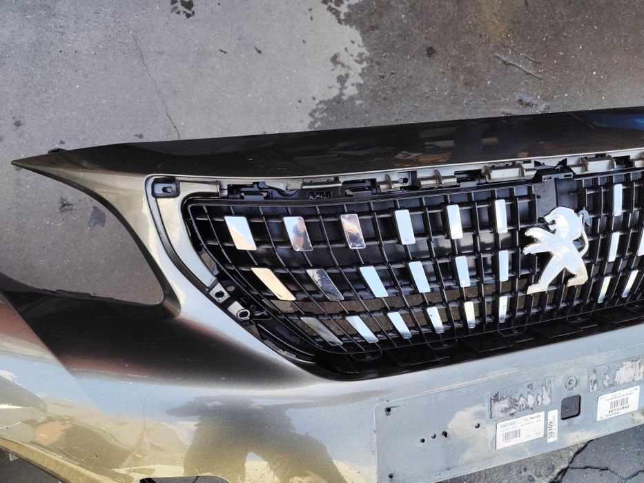 Peugeot 3008 5008 II - Para Choques Frente - PC675