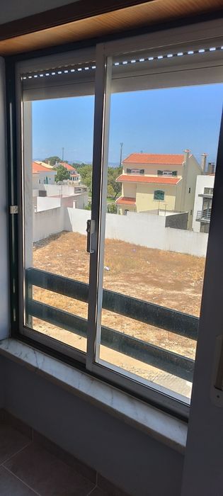 Vendo portas e janelas alumínio