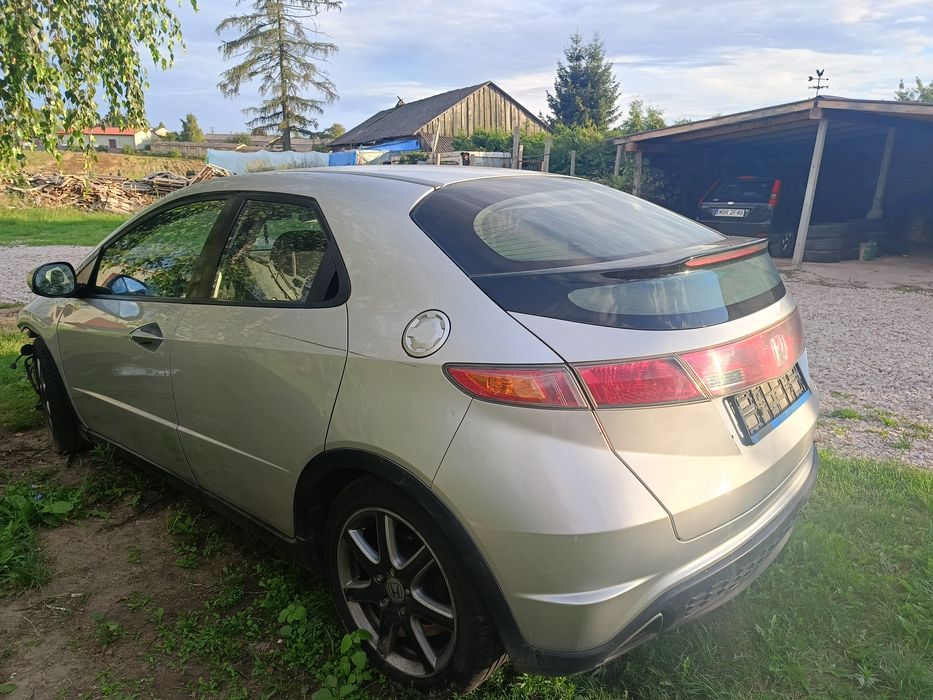 Sprzedam samochód osobowy