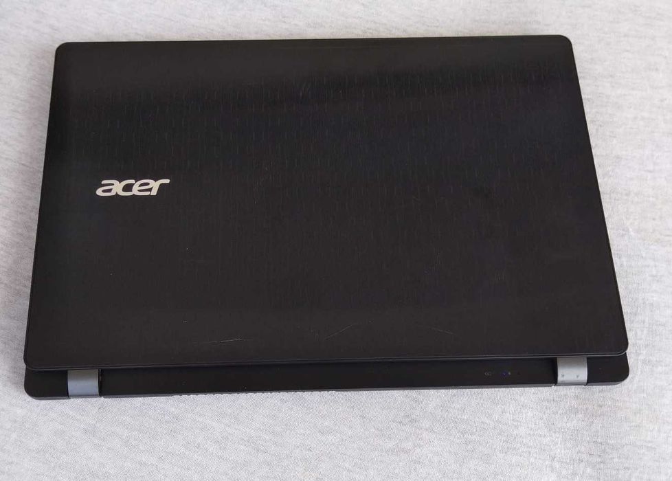 Acer V13 V3-372 13,3"/ i5-6200U/ HDD 512GB/ 8 GB RAM/ Intel HD520