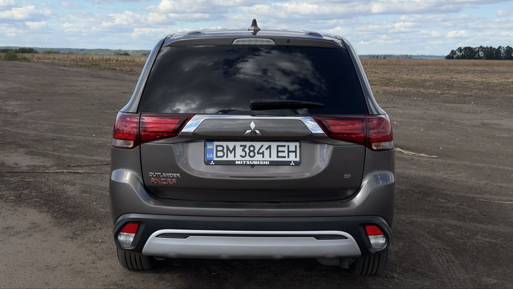 MITSUBISHI Outlander 2019