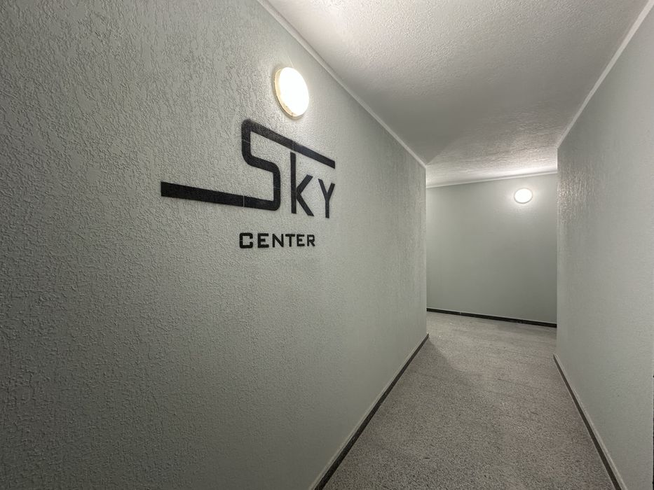 Продам в центрі Sky center 3 км площа 100м2