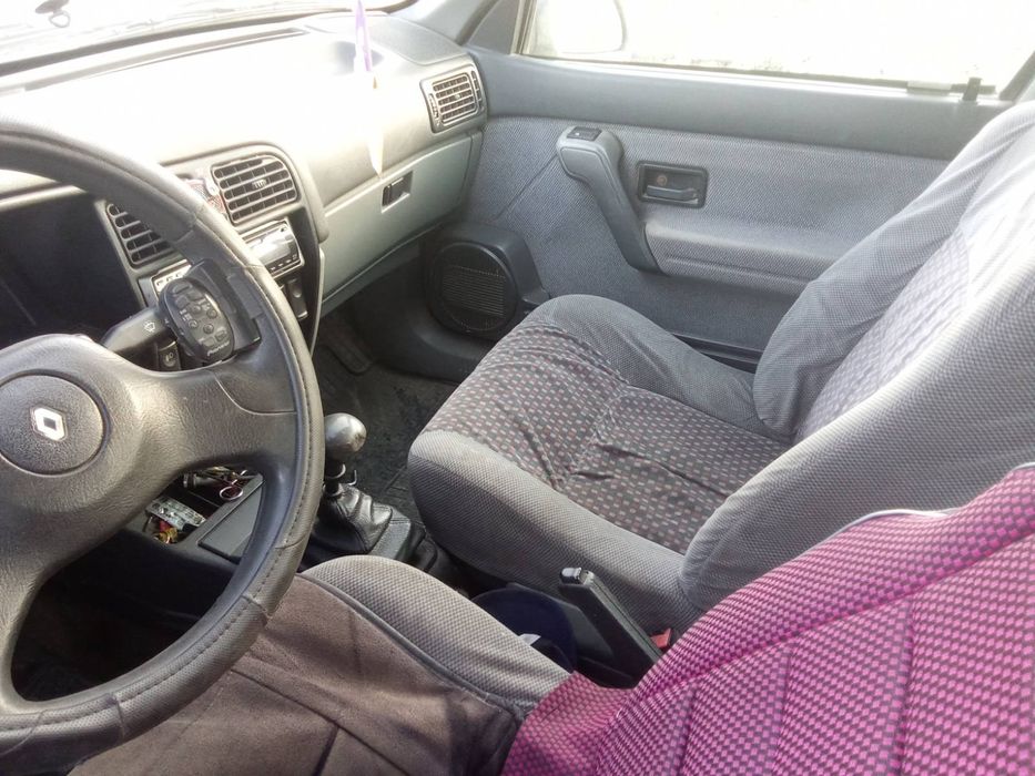 Renault 19 1993 1.7 добра машина.