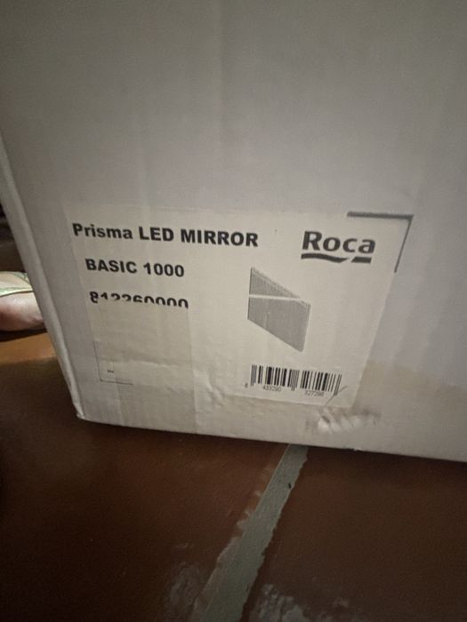 Espelho com iluminação - ROCA
